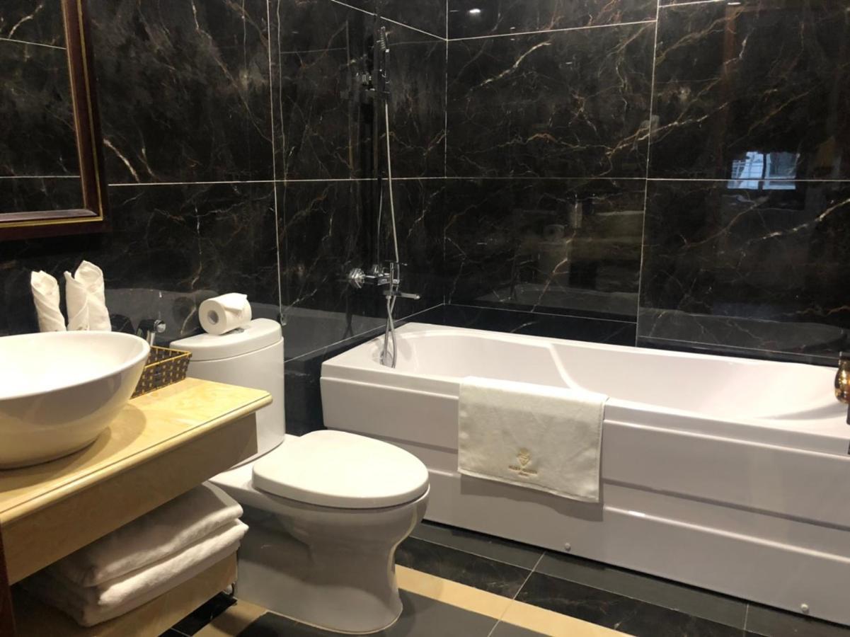 Rubyqueen Halong Hotel Ha Long Esterno foto
