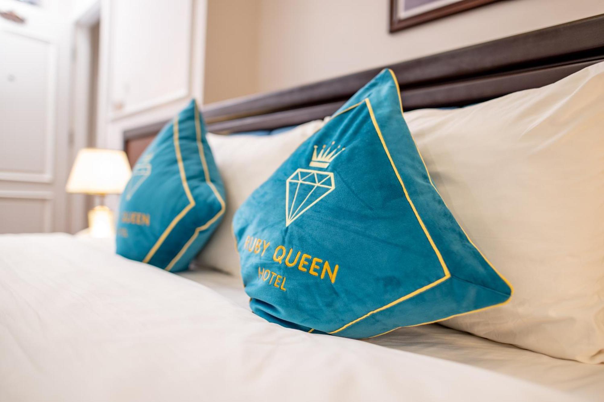 Rubyqueen Halong Hotel Ha Long Esterno foto